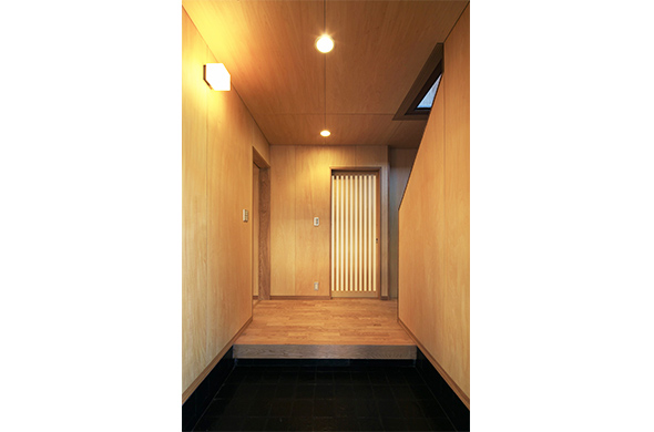 南舞岡の家―1階部分リノベーション―改修部分スケルトン、部分耐震・構造補強、段差解消、温熱・断熱改修―